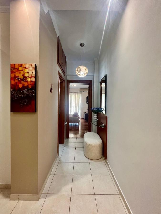 Elegant Downtown Retreat Apartment กาลามาตา ภายนอก รูปภาพ